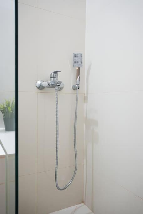 Syntagma Square, 70Sqm Pentelis Sunny Apartment Athene Buitenkant foto