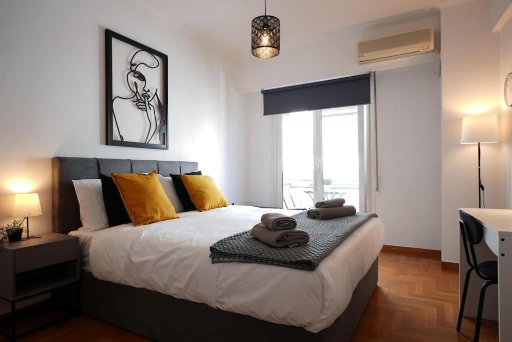 Syntagma Square, 70Sqm Pentelis Sunny Apartment Athene Buitenkant foto