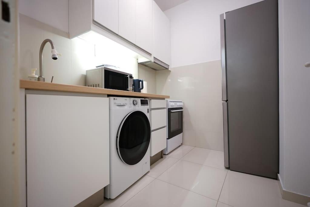 Syntagma Square, 70Sqm Pentelis Sunny Apartment Athene Buitenkant foto