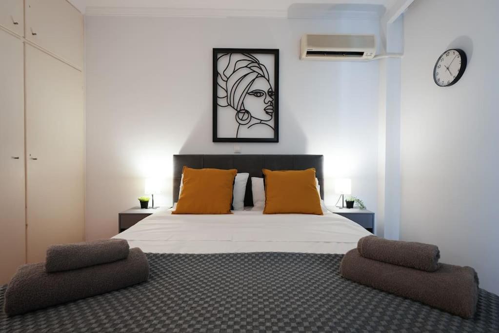 Syntagma Square, 70Sqm Pentelis Sunny Apartment Athene Buitenkant foto