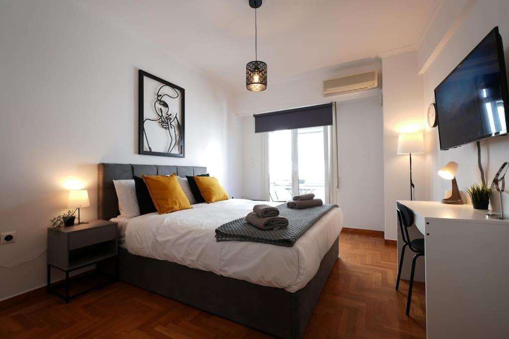 Syntagma Square, 70Sqm Pentelis Sunny Apartment Athene Buitenkant foto